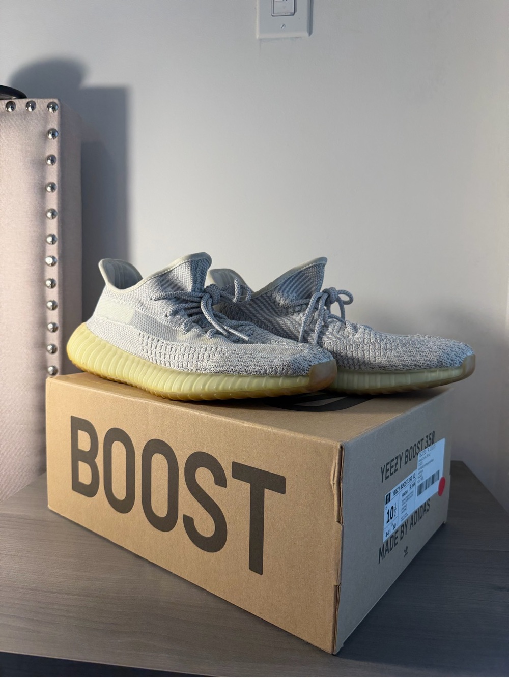 adidas Yeezy Boost 350 V2 Yeshaya